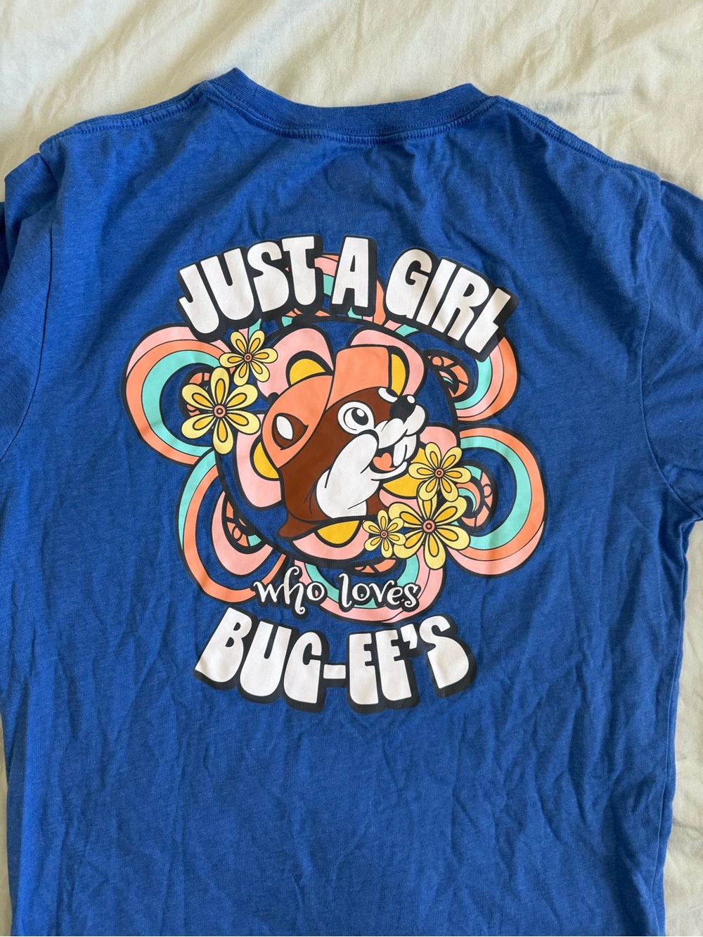 Just A Girl Who Loves Buc-ees size M